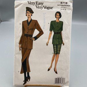 UNCUT Vintage Sewing PATTERN Very Easy Very Vogue 8718, Misses Petite 1993 Top